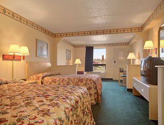 Super 8 By Wyndham Pigeon Forge-emert St