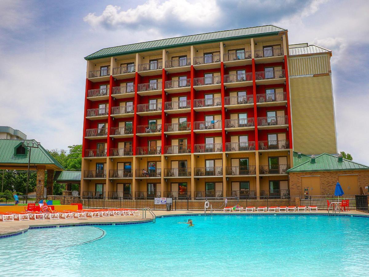 Hotel Country Cascades Waterpark 3*