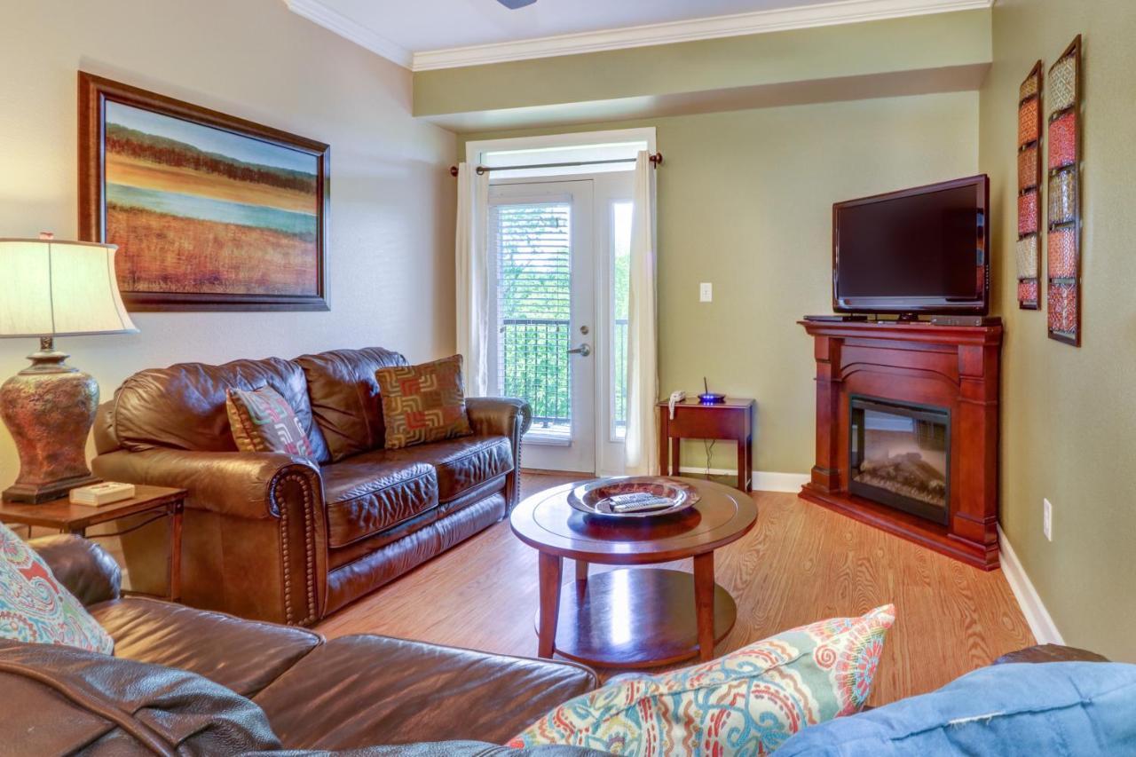 River Crossing Apartment