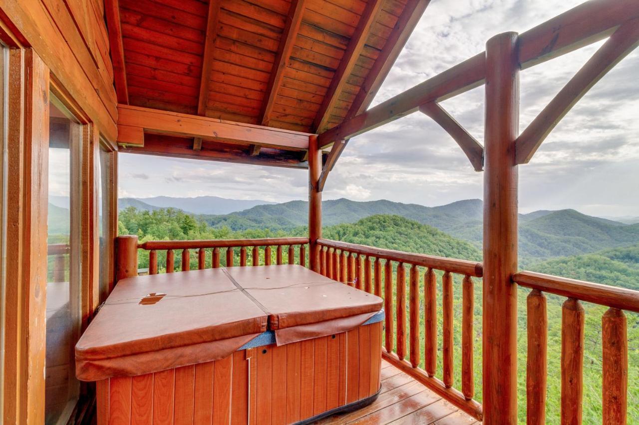Eagles Nest * Pigeon Forge