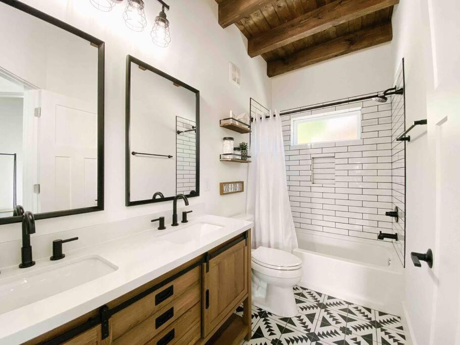 Cozy Smoky Mountain Tiny House Apartment *