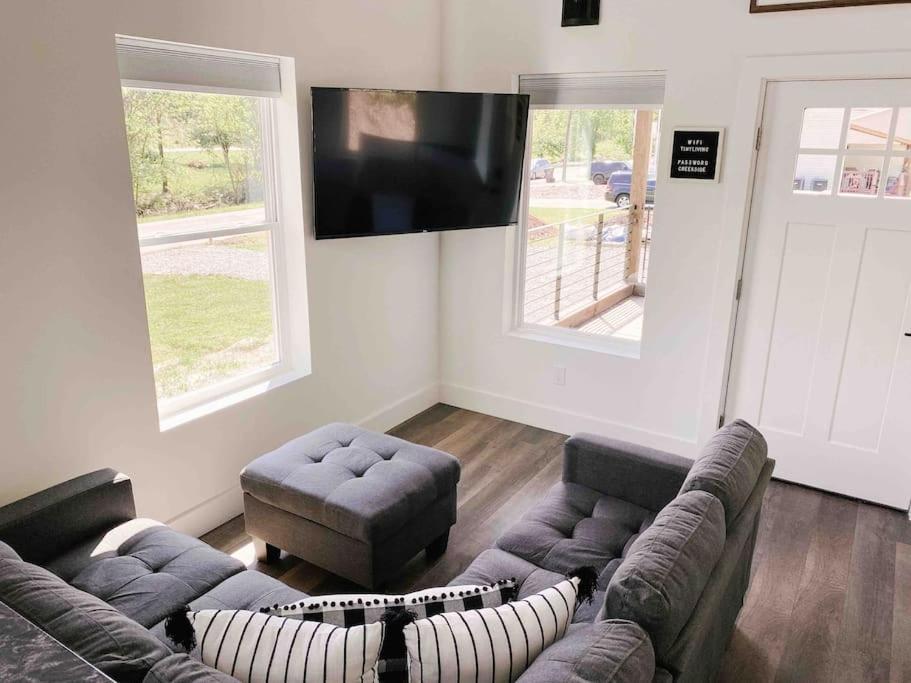 Cozy Smoky Mountain Tiny House Apartment *