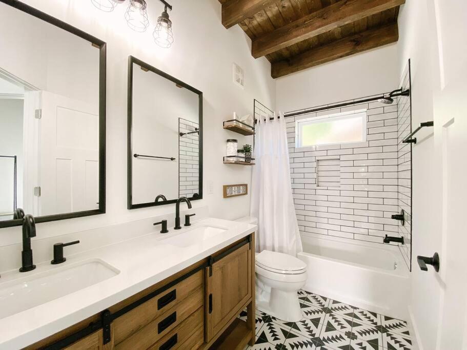Apartment Modern Smoky Mountain Tiny House *