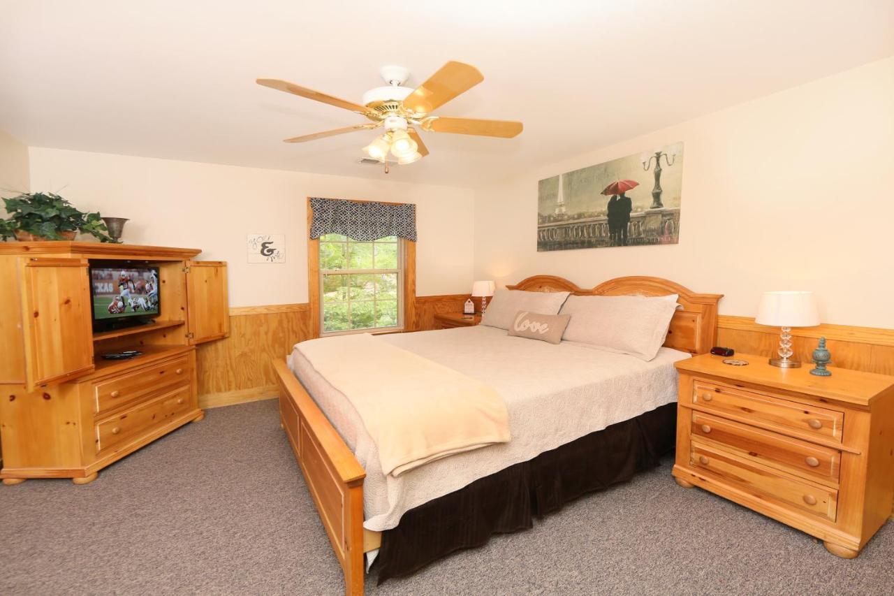 Chalet Holly Grove #1