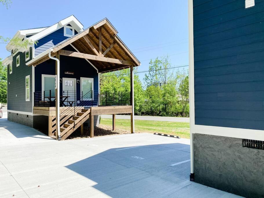 Modern Smoky Mountain Tiny House Apartment *