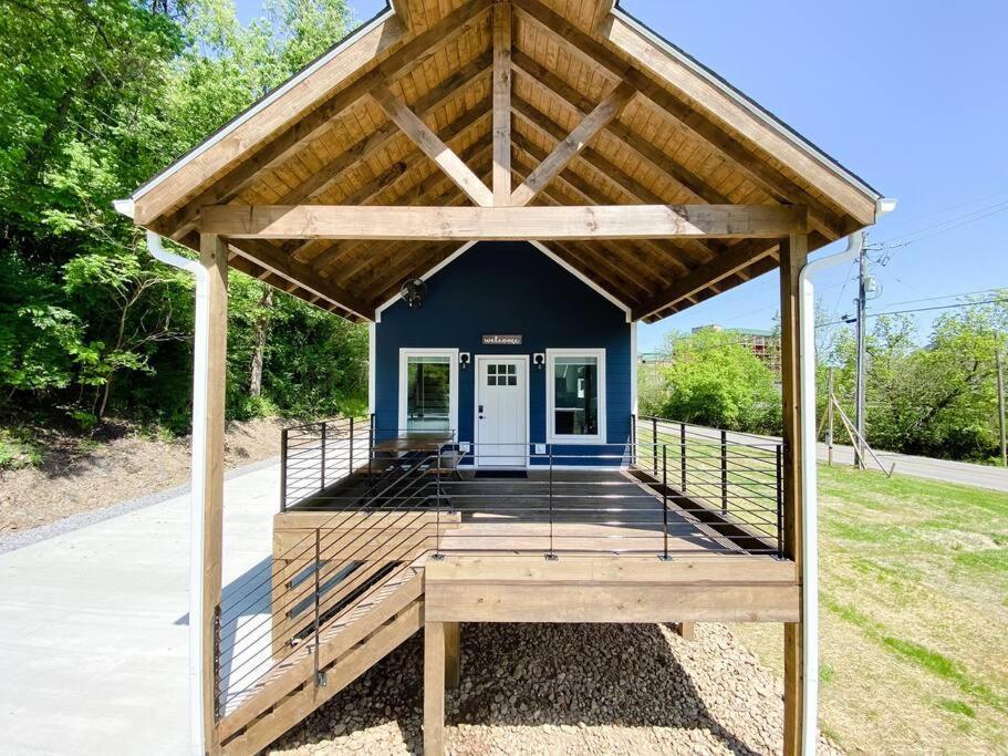 Modern Smoky Mountain Tiny House Apartment