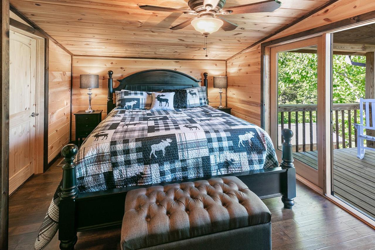 Smoky Mountain Hideout *