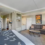 Dollywood\'S Dreammore Resort And Spa
