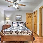 Pigeon Forge Cabin With Hot Tub, 12 Mi To Dollywood!