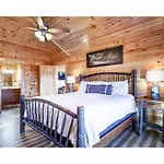 Robins Nest - Wc Accessible, Views, Community Pool