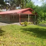 Cabin Inpigeon Forge On The River