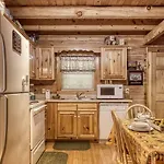 Mystic Mountain - Great Location! Close To All The Action! Cabin