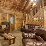 Er96 - Squirrel\'S Leap - Great Location! Close To Town! Cabin