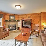 Luxury Resort Cabin, 5 Min To Dollywood, Smoky Mountain Charm!