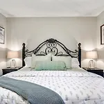 Luxury Condo, Sleeps 6, 3.2 Miles To Dollywood