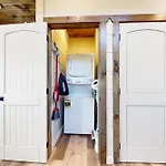 Little Sister\'S Cabin