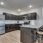 New Const Sleeps 6 Pool - Close To Pkwy