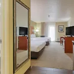 Comfort Inn & Suites At Dollywood Lane