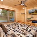Dollys Cabin