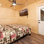 Dollys Cabin