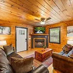 Dreaming Tree Cabin