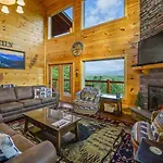 Grand Mountain View