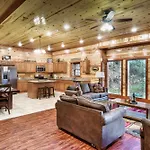 Doublehead Lodge