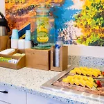 Compass By Margaritaville Hotel Pigeon Forge