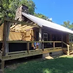 Creekside Hideaway - Real Log Cabin W/Great Location
