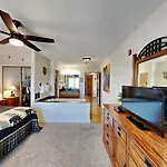 Top O The Pines Whispering Pines 253