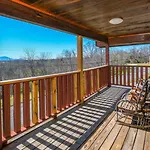 5Br Sleeps 20 Putt Putt Gameroom Hot Tub Free Attraction Tickets