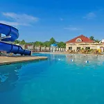 Music Road Resort Inn