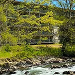 Creekstone Inn
