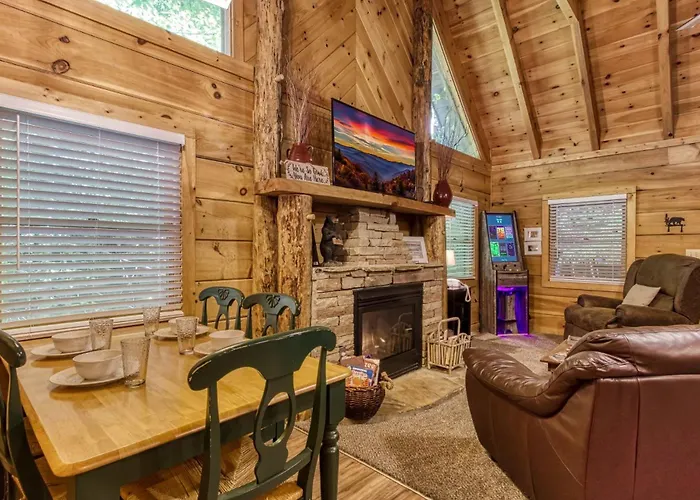 Er96 - Squirrel\'S Leap - Great Location! Close To Town! Cabin