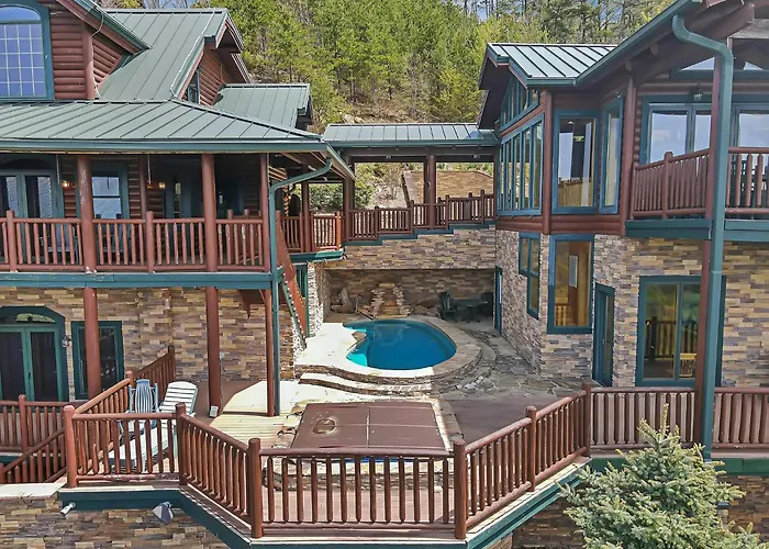 Scenic Views Estate