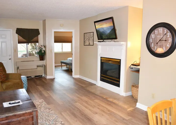 River Place Condos #401 2Bd