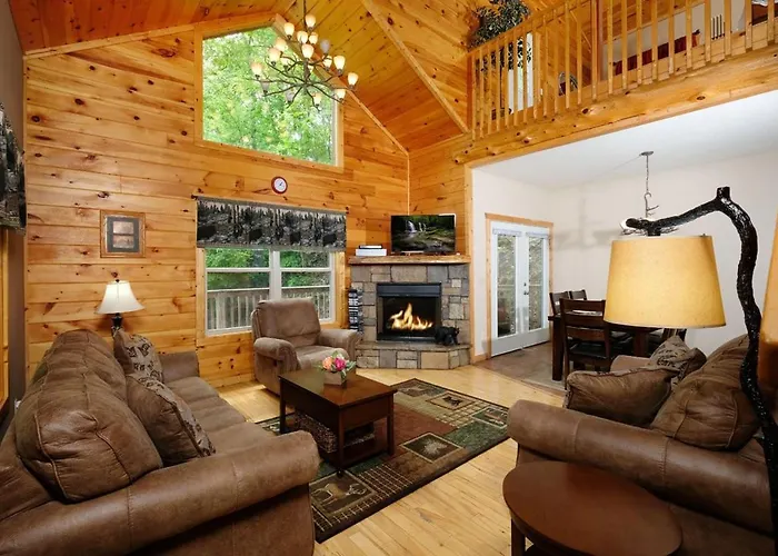 Cozy 2Br Cabin Just 5 Min To Dollywood Hot Tub Free Attraction Tickets