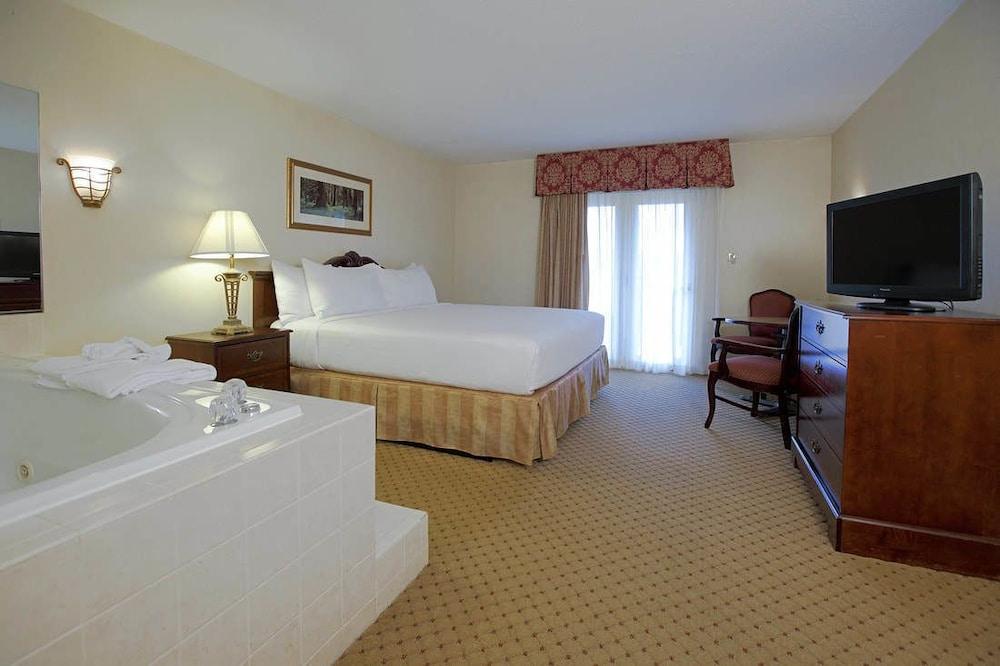 Music Road Hotel