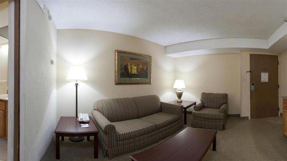 Resort Express & By Ihg 3*