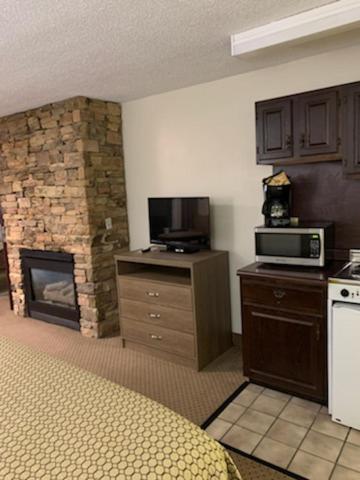 Riverside Motor - Hotel 2*