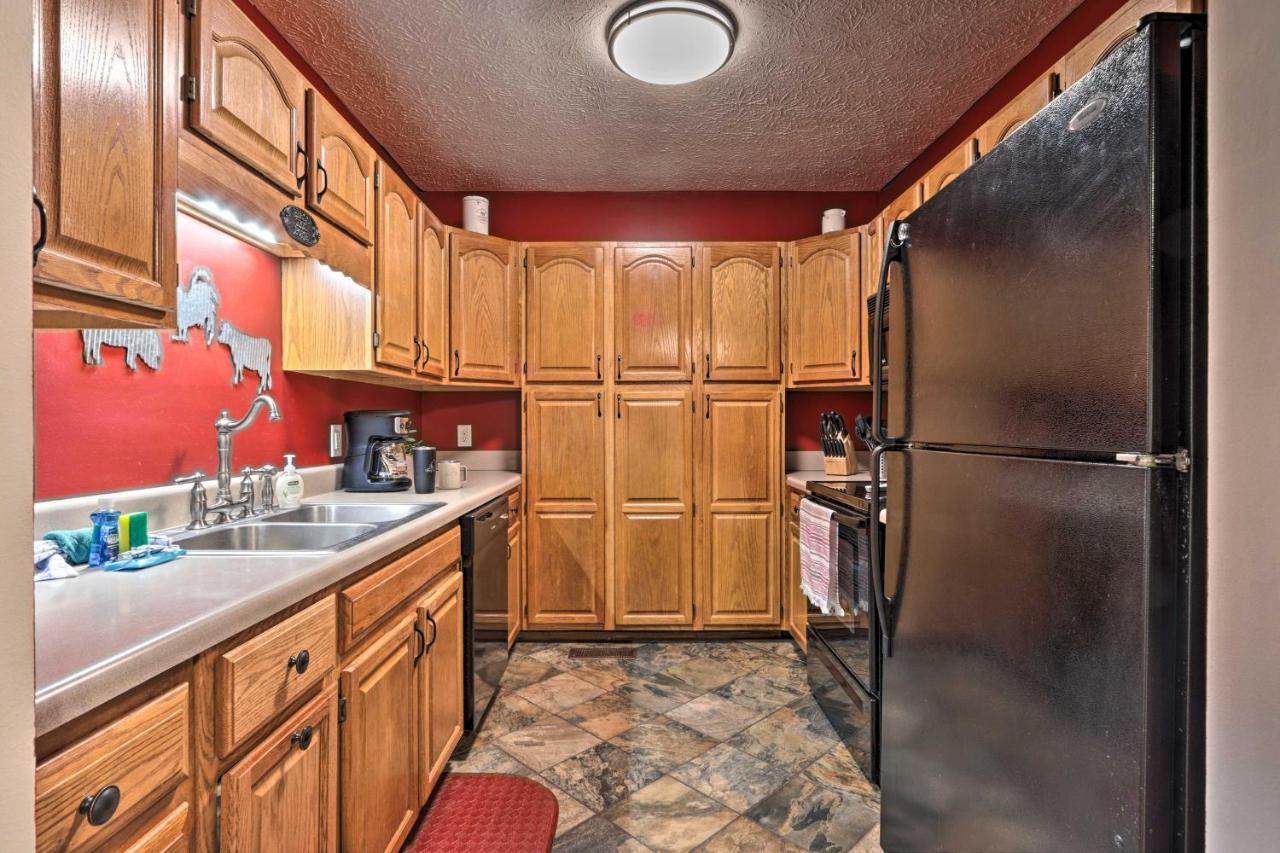 Holiday home With Hot Tub, 12 Mi To Dollywood! Pigeon Forge