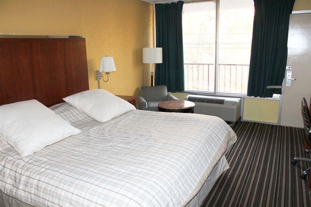 Days South Hotel Pigeon Forge