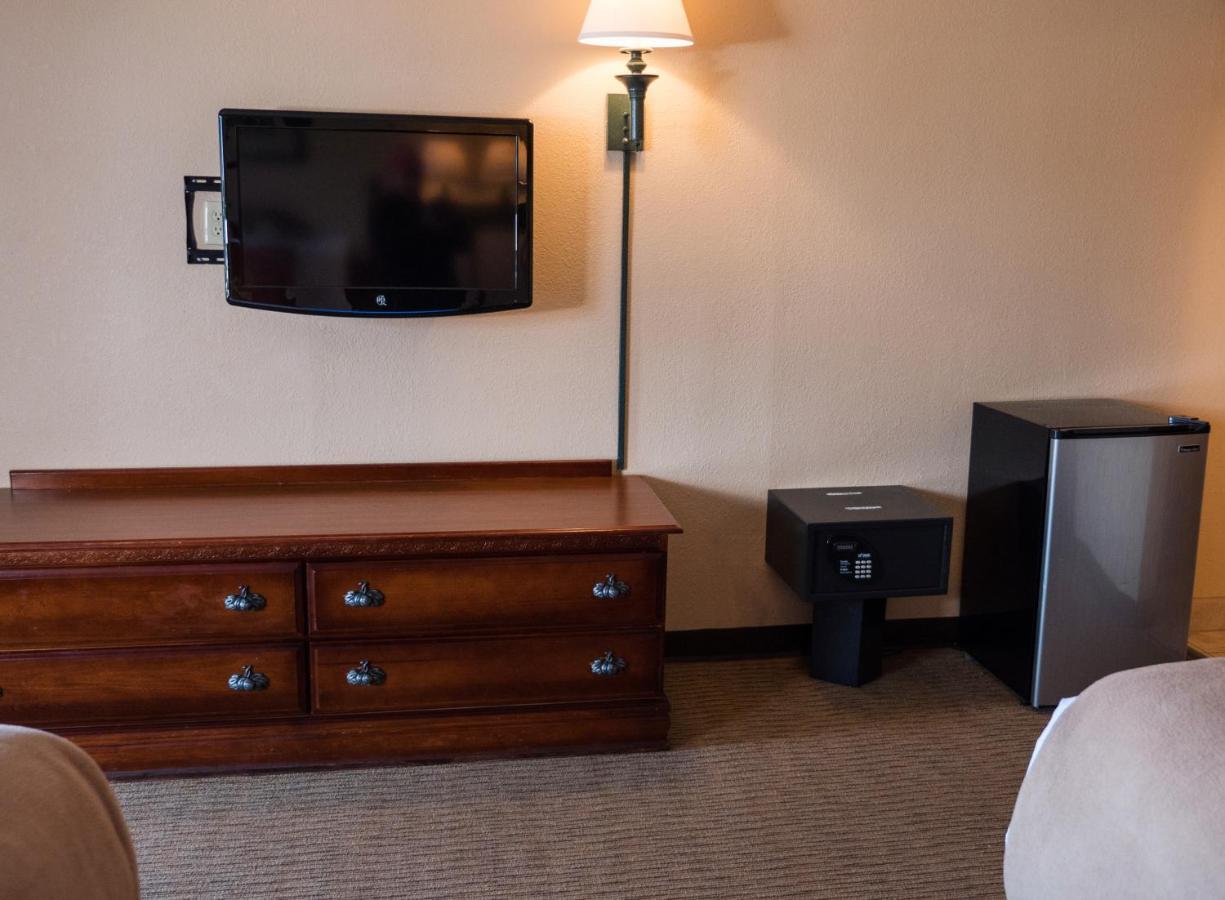 Wild Bear Motel 3*