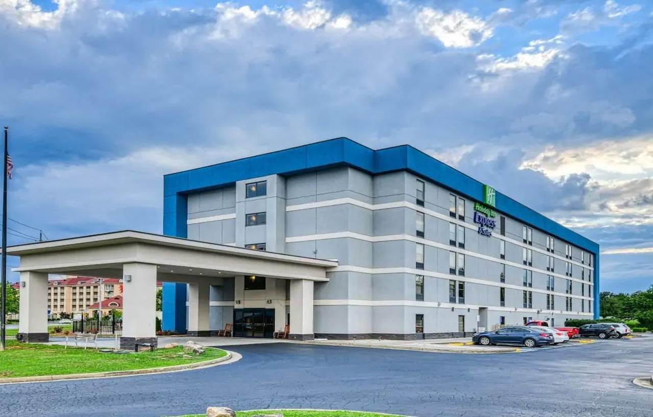 Resort Express & By Ihg