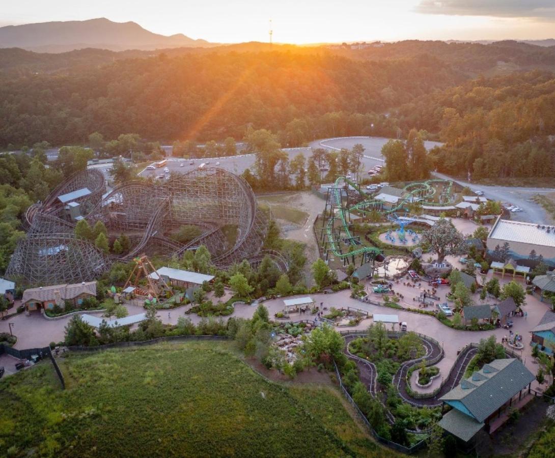 Travelodge By Wyndham Dollywood Lane Hotel 2*