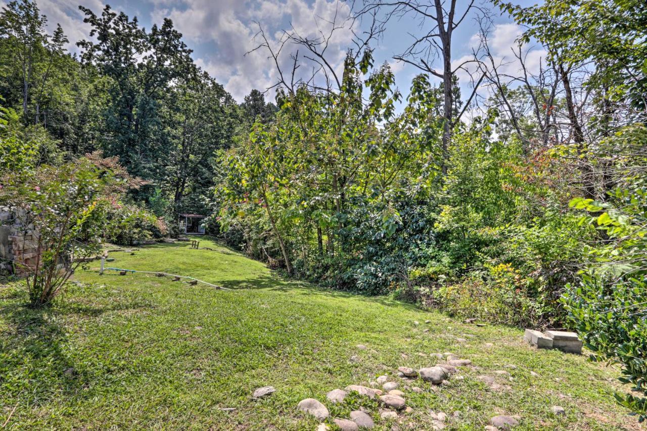 Pigeon Forge Tiny Home Hike, Sip And Explore!