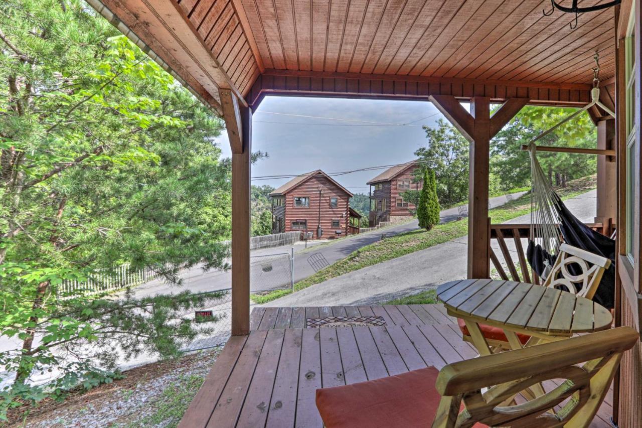 Pigeon Forge Tiny Home Hike, Sip And Explore! Apartment Pigeon Forge