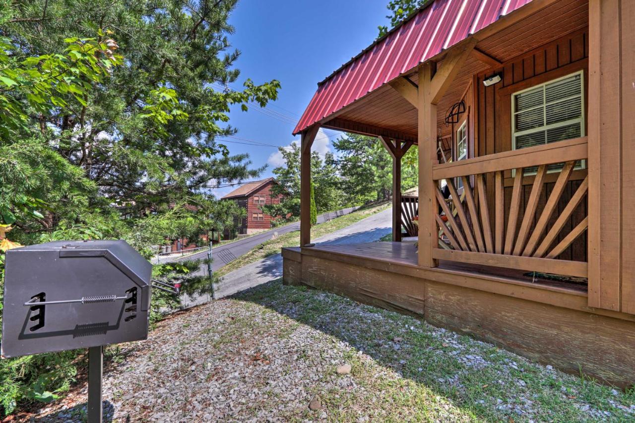 Pigeon Forge Tiny Home Hike, Sip And Explore! Pigeon Forge