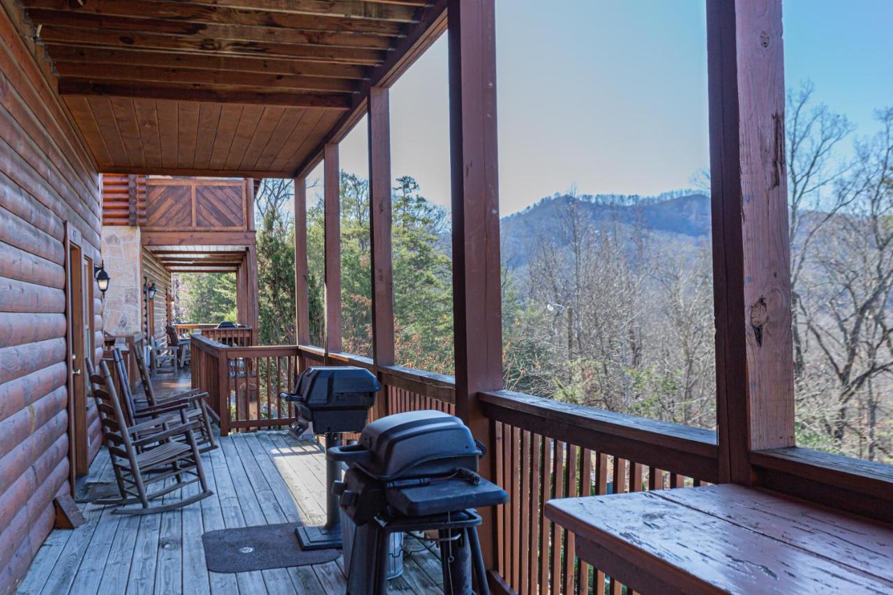 Holiday home Bear Claw - Bear Claw Retreat In Pigeon Forge! *