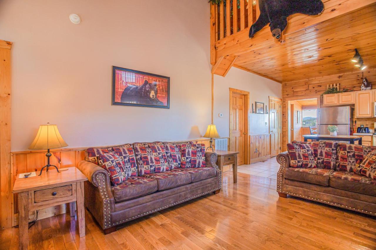 Bear Claw - Bear Claw Retreat In Pigeon Forge! Holiday home